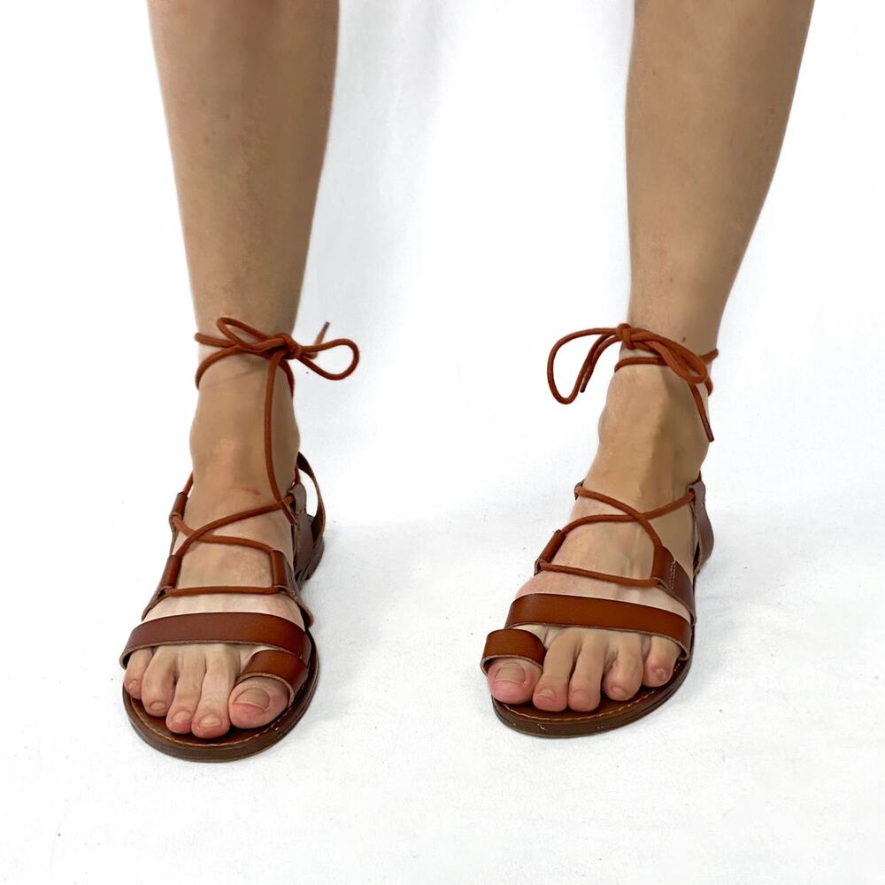 Mossimo Brown Faux Leather Toe Loop Strappy Boho Summer Festival Sandals Sz 8